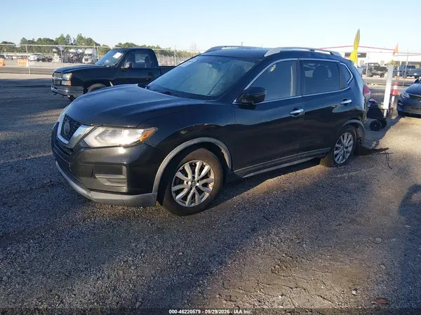 KNMAT2MT9JP502784 — 2018 Nissan Rogue, фото 2 с аукциона IAAI, Задняя часть