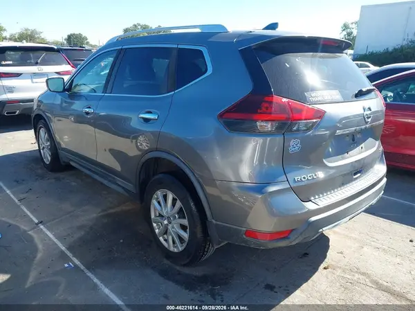 KNMAT2MVXJP535715 — 2018 Nissan Rogue, фото 3 с аукциона IAAI, Передняя часть справа