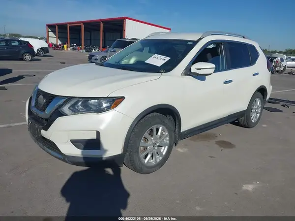 5N1AT2MT8JC816624 — 2018 Nissan Rogue, фото 2 с аукциона IAAI, Передняя часть справа