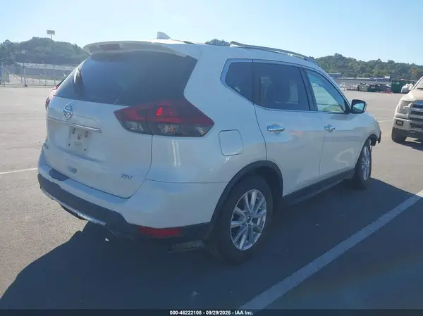 5N1AT2MT8JC816624 — 2018 Nissan Rogue, фото 4 с аукциона IAAI, Передняя часть справа