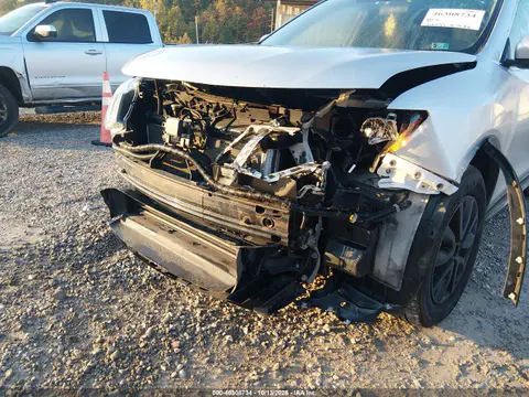 5N1AT2MV1JC845383 — 2018 Nissan Rogue, Передняя часть, фото до ремонта