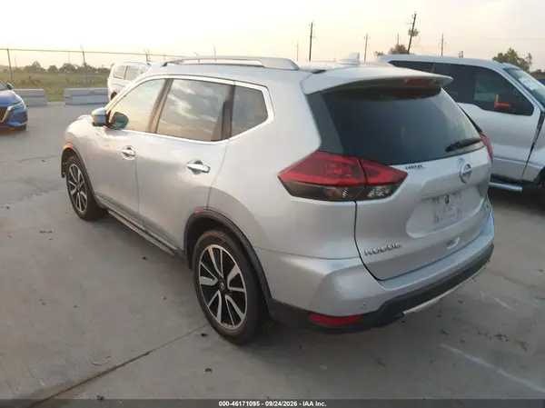 5N1AT2MT2KC805023 — 2019 Nissan Rogue, фото 3 с аукциона IAAI, Передняя часть