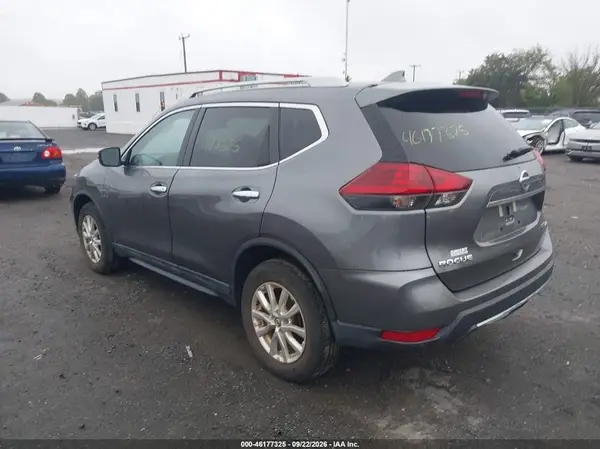 5N1AT2MV5KC786369 — 2019 Nissan Rogue, фото 3 с аукциона IAAI 13.10.2026, Правый бок
