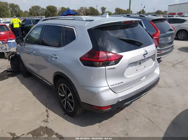 2019 NISSAN ROGUE VIN 5N1AT2MV3KC743164 фото 3