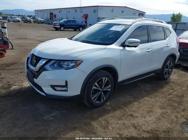 JN8AT2MV0KW380412 — 2019 Nissan Rogue, фото 2 с аукциона IAAI, Передняя часть