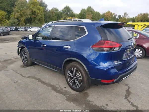JN8AT2MV3KW377570 — 2019 Nissan Rogue, фото 3 с аукциона IAAI, Передняя часть
