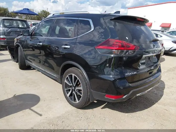 5N1AT2MT5KC725053 — 2019 Nissan Rogue, фото 3 с аукциона IAAI, Передняя часть