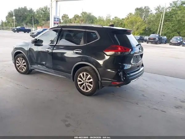 JN8AT2MTXKW500361 — 2019 Nissan Rogue, фото 3 с аукциона IAAI, Левый бок