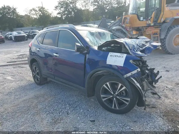 5N1AT2MT5LC812260 — 2020 Nissan Rogue, Передняя часть (Front End), фото до ремонта
