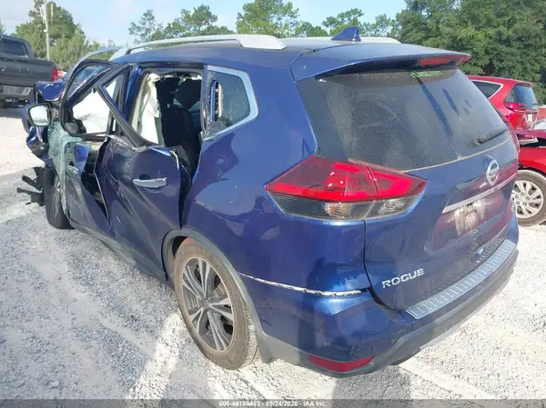 5N1AT2MT5LC812260 — 2020 Nissan Rogue, фото 3 с аукциона IAAI, Передняя часть