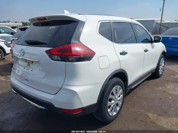 JN8AT2MT1LW032778 — 2020 Nissan Rogue, фото 4 с аукциона IAAI, Передняя часть слева