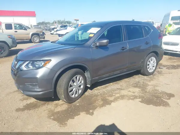 5N1AT2MT5LC786422 — 2020 Nissan Rogue, фото 2 с аукциона IAAI, Задняя часть справа