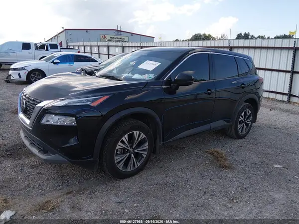 JN8AT3BA3MW007700 — 2021 Nissan Rogue, фото 2 с аукциона IAAI 14.10.2026, Правый бок