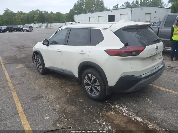 JN8AT3BB1MW229595 — 2021 Nissan Rogue, фото 3 с аукциона IAAI, Передняя часть