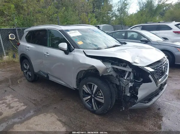5N1AT3CA1MC822937 — 2021 Nissan Rogue, Передняя часть (Front End), фото до ремонта