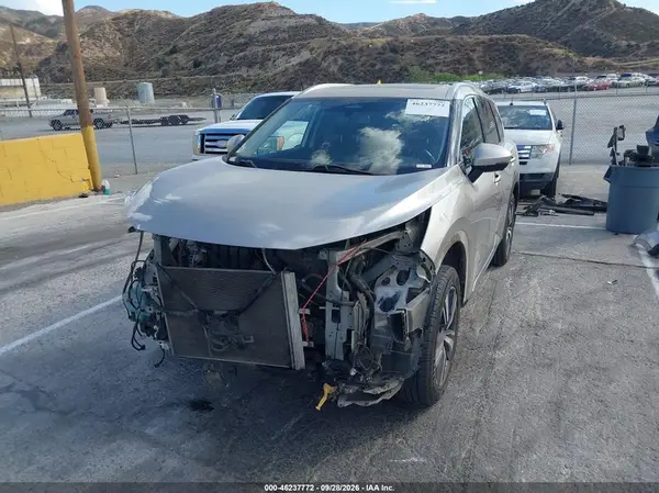 JN8AT3CAXMW020586 — 2021 Nissan Rogue, фото 2 с аукциона IAAI, Передняя часть справа