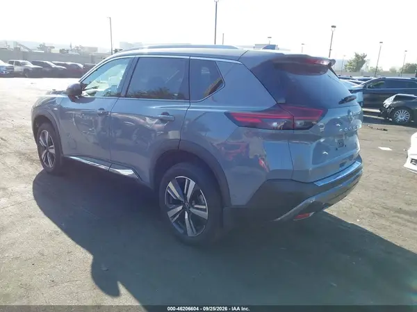 5N1BT3CA2NC707608 — 2022 Nissan Rogue, фото 3 с аукциона IAAI, Повреждения снизу
