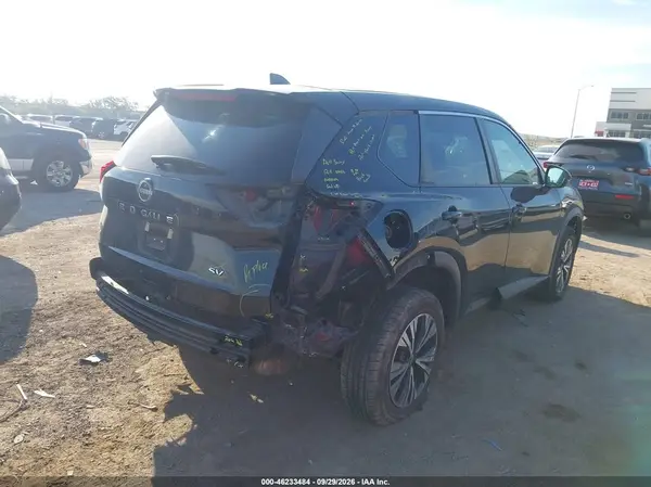 5N1BT3BA1NC707102 — 2022 Nissan Rogue, фото 4 с аукциона IAAI, Задняя часть