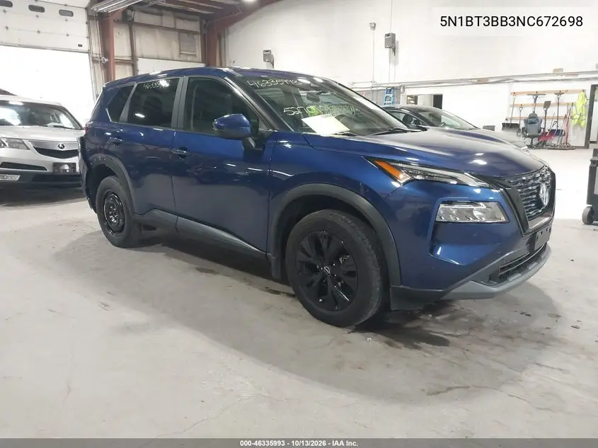 5N1BT3BB3NC672698 — 2022 Nissan Rogue, фото 2 с аукциона IAAI, Справа сзади