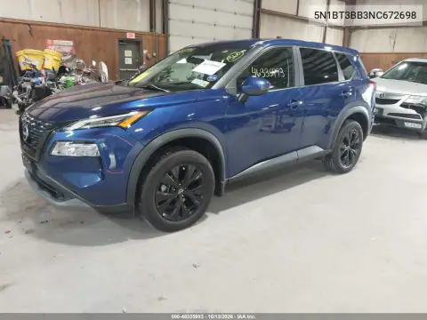 5N1BT3BB3NC672698 — 2022 Nissan Rogue, фото 3 с аукциона IAAI, Справа сзади