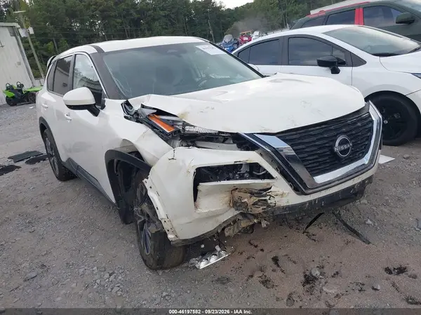JN8BT3BA4PW411159 — 2023 Nissan Rogue, Передняя часть (Front & Rear), фото до ремонта