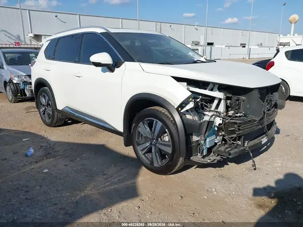 5N1BT3CA9PC831796 — 2023 Nissan Rogue, Передняя часть (Front End), фото до ремонта