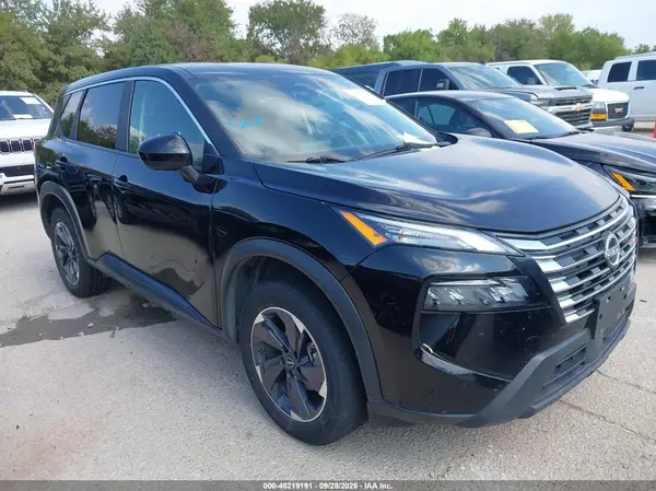 5N1BT3BA4RC718701 — 2024 Nissan Rogue, Повреждение двигателя (Engine Damage), фото до ремонта