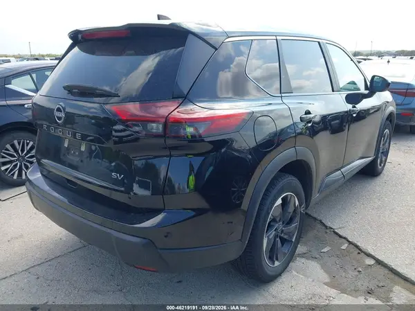 5N1BT3BA4RC718701 — 2024 Nissan Rogue, фото 4 с аукциона IAAI 10.10.2026, Повреждение двигателя