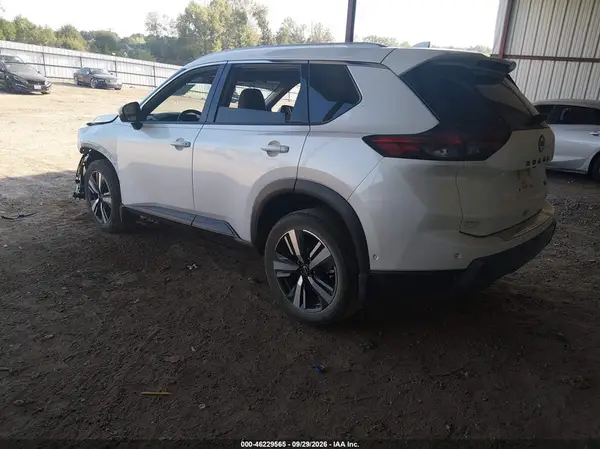 5N1BT3CA6RC731738 — 2024 Nissan Rogue, фото 3 с аукциона IAAI, Передняя часть слева