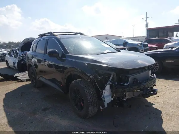 5N1BT3BB6TC695602 — 2026 Nissan Rogue, Передняя часть (Front End), фото до ремонта