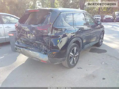 5N1BT3CB2TC682005 — 2026 Nissan Rogue, Сзади, фото до ремонта