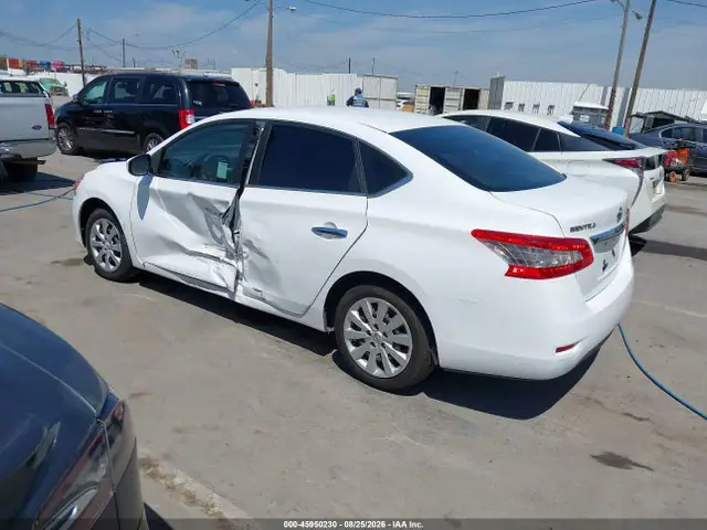 3N1AB7AP2FY363078 — 2015 Nissan Sentra S, фото 3 с аукциона IAAI 30.09.2026, Левый бок