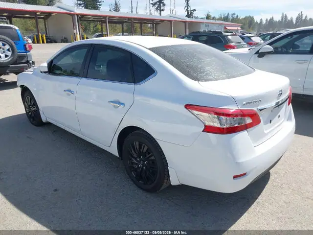 3N1AB7AP8FY373971 — 2015 Nissan Sentra S, фото 3 с аукциона IAAI 30.09.2026, Естественный износ