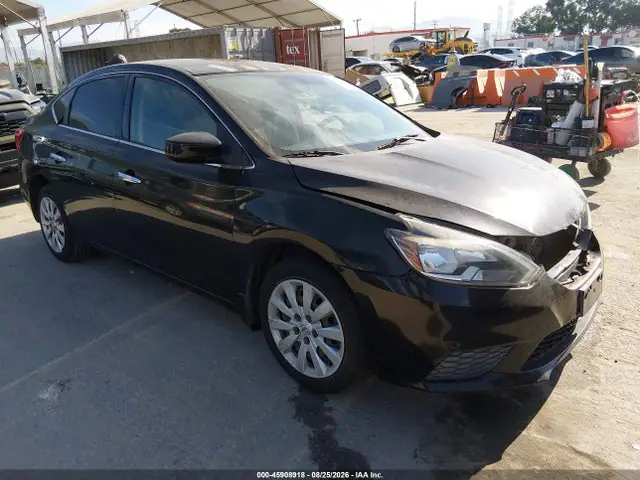 3N1AB7APXGY213530 — 2016 Nissan Sentra S, Передняя часть (Front End), фото до ремонта
