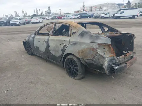 2018 Nissan SENTRA S VIN 3N1AB7AP2JY328629 фото 3