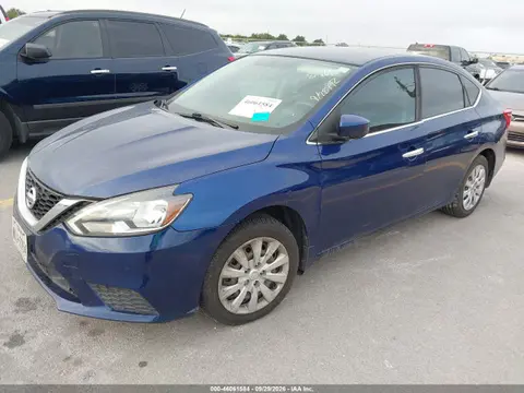 2018 Nissan SENTRA S VIN 3N1AB7APXJY318401 фото 2