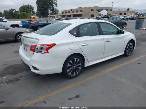 2017 Nissan Sentra Sr Turbo VIN 3N1CB7AP4HY350280 фото 4