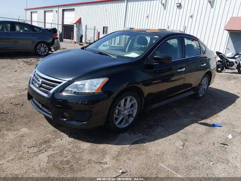 2014 Nissan SENTRA SR VIN 3N1AB7AP8EY277627 фото 2