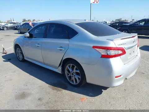 2015 Nissan SENTRA SR VIN 3N1AB7AP2FY226447 фото 3
