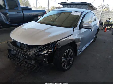 2016 Nissan SENTRA SR VIN 3N1AB7AP5GY263994 фото 2