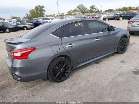 2018 Nissan SENTRA SR VIN 3N1AB7AP2JY260705 фото 4
