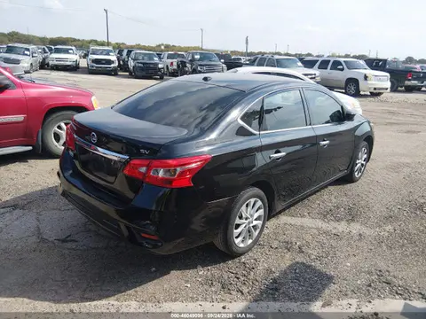 2018 Nissan SENTRA SV VIN 3N1AB7AP7JL657131 фото 4