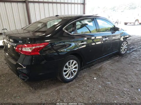 2018 Nissan SENTRA SV VIN 3N1AB7AP4JY256221 фото 4