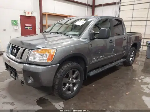 2015 Nissan TITAN SV VIN 1N6AA0EC7FN513632 фото 2