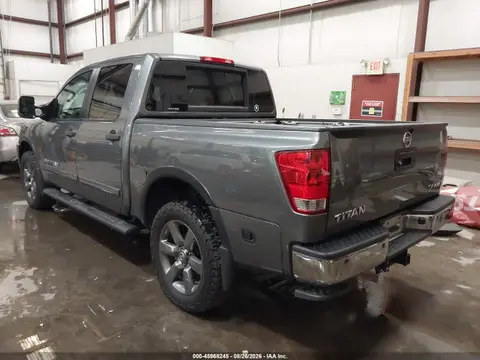 2015 Nissan TITAN SV VIN 1N6AA0EC7FN513632 фото 3