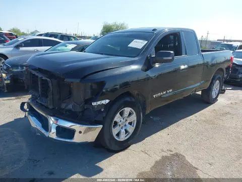 2018 Nissan TITAN SV VIN 1N6AA1C6XJN500126 фото 2