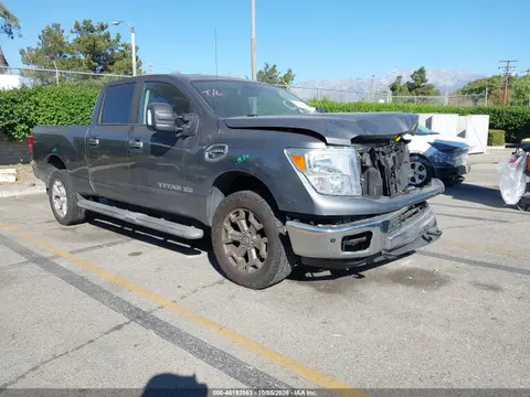 1N6BA1F44KN511798 — 2019 Nissan Titan Xd SV Diesel, Передняя часть (Front End), фото до ремонта