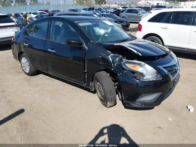 3N1CN7AP9GL898553 — 2016 Nissan Versa 1.6 S/1.6 S+/1.6 SL/1.6 SV, Передняя часть (Front End), фото до ремонта
