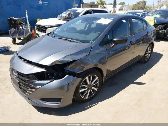 3N1CN8DV5PL825549 — 2023 Nissan Versa 1.6 S Xtronic Cvt, фото 2 с аукциона IAAI 14.10.2026, Передняя часть слева