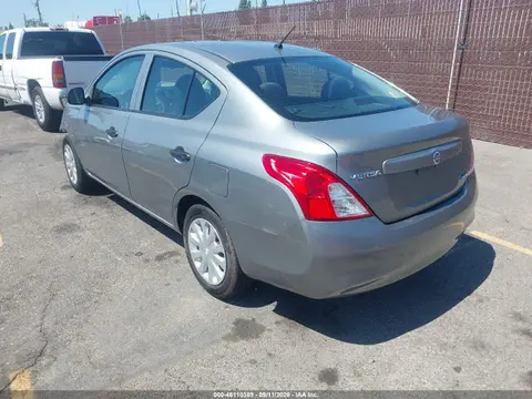 2014 Nissan Versa 1.6 S VIN 3N1CN7AP8EL807043 фото 3